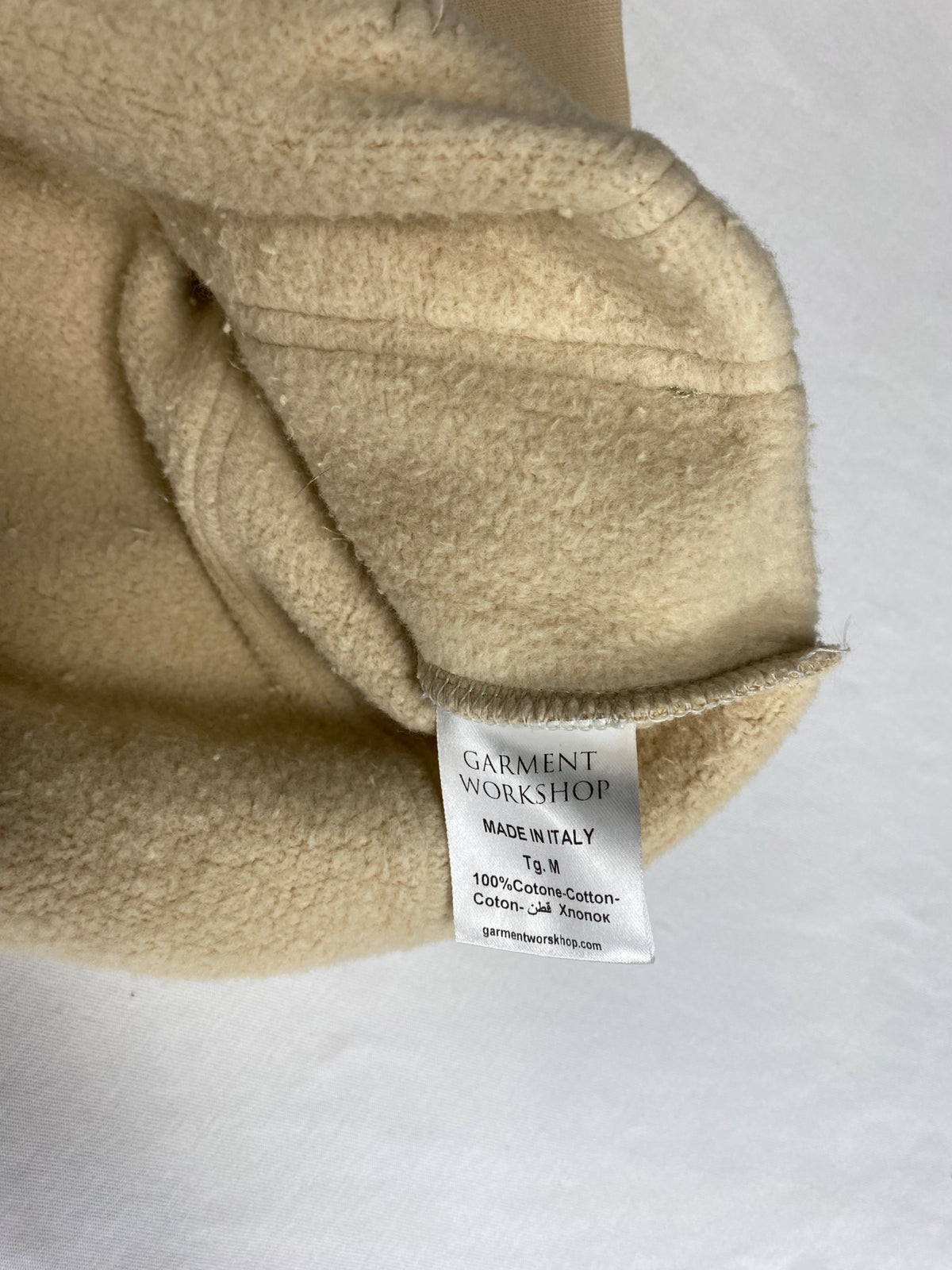 Sportswear Garment Workshop M Crema