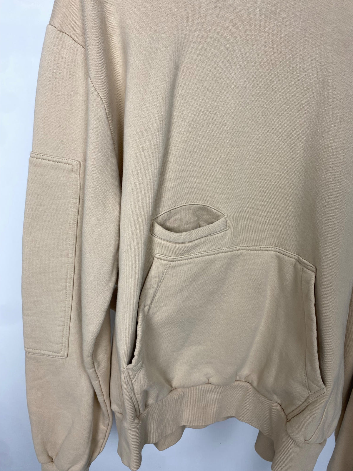 Sportswear Garment Workshop M Crema